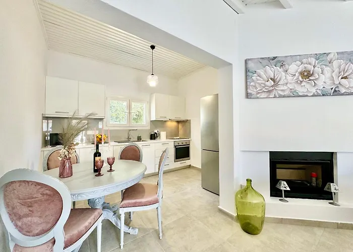 Elea Boutique With Private Pool By Dadovillas