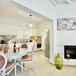 Elea Boutique With Private Pool By Dadovillas