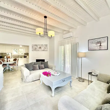 Vilă Elea Boutique With Private Pool By Dadovillas *