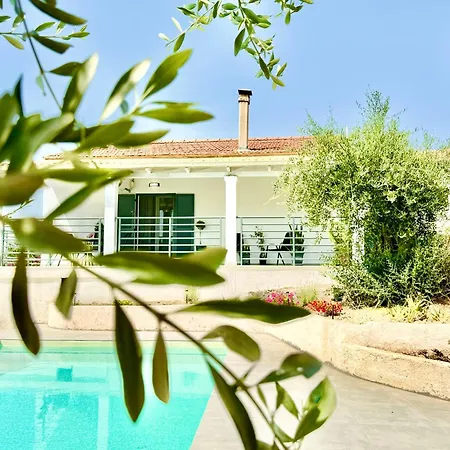 Elea Boutique With Private Pool By Dadovillas Vilă *